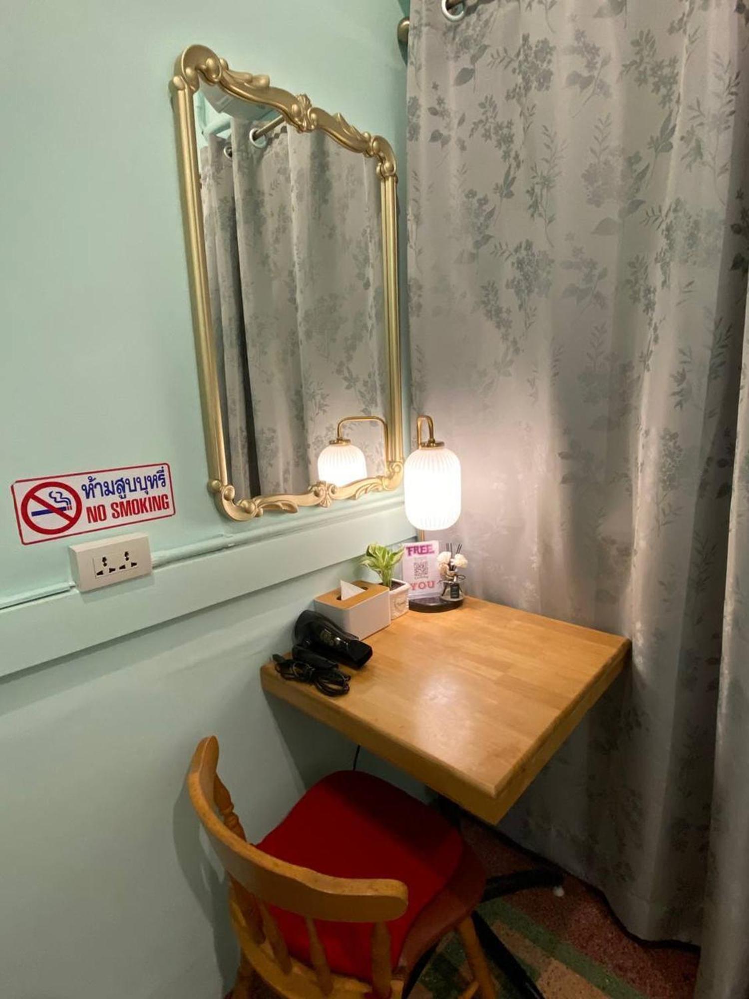 Hostel Lemon Siam Petchaburi Road Bangkok Ngoại thất bức ảnh
